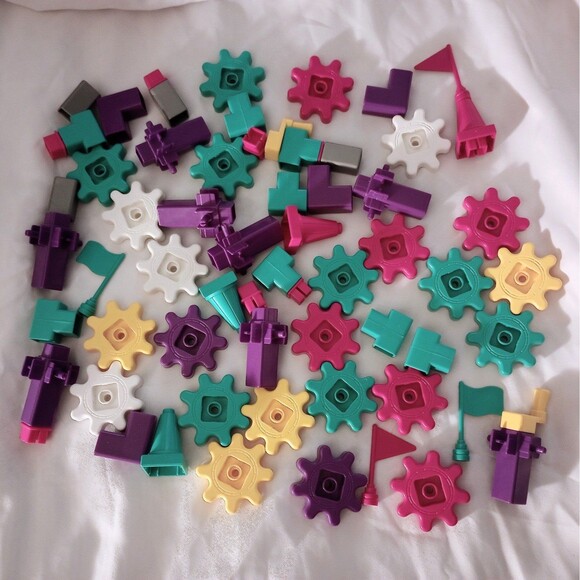 Learning Resources GEARS GEARS GEARS - 65pc STEM Set - Open Box - No Instuctions - Picture 1 of 4